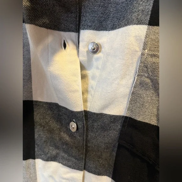 NWT Divided Oversized Monochrome Checkered Button Down Shirtdress - Picture 7 of 8